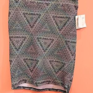 Simply Comfortable Geometric Skirt